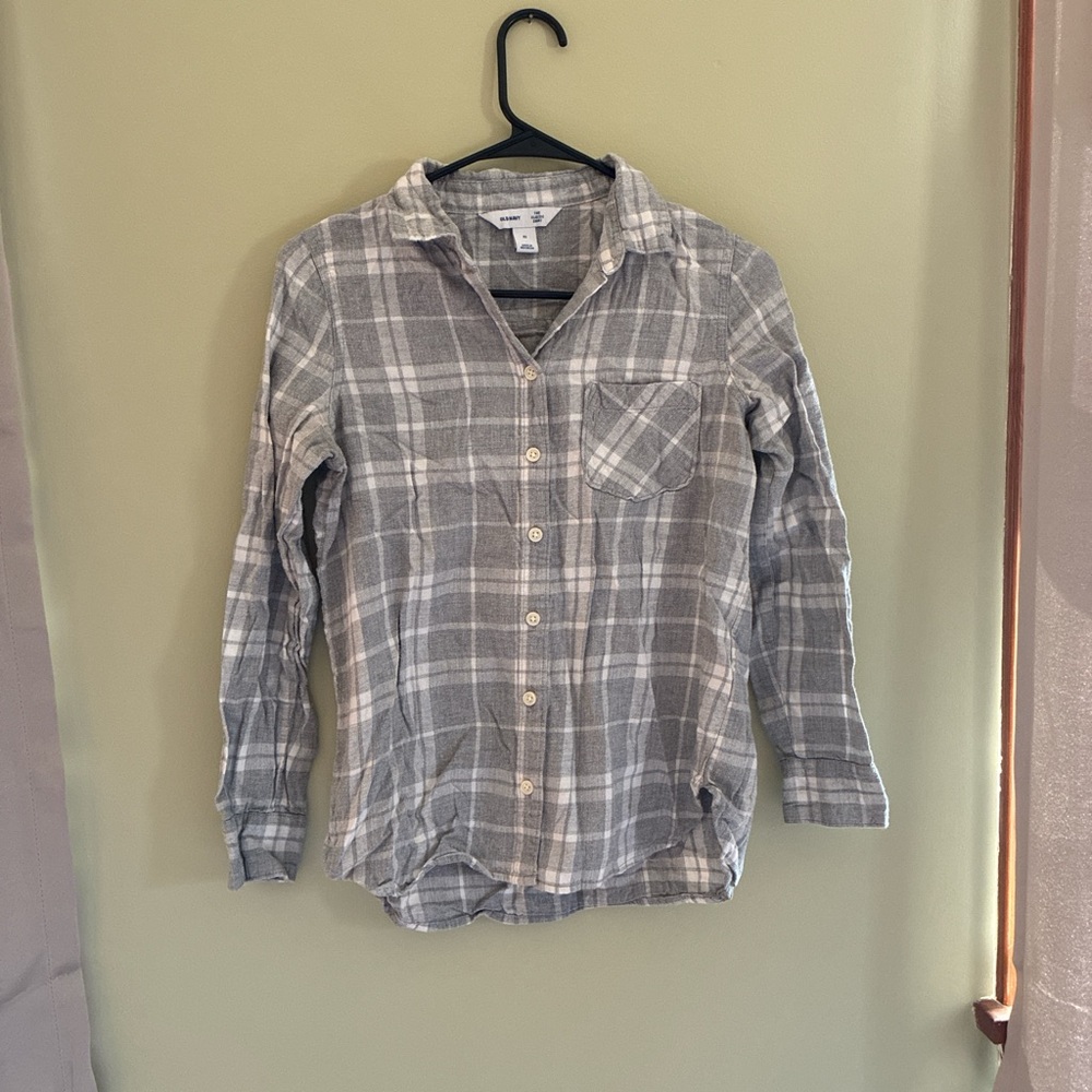 Old Navy Gray and White Plaid Shirt